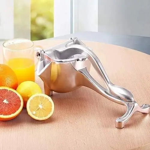 Manual Fruit Press Juicer | Heavy-Duty Aluminium Handheld Squeezer - Tenmart